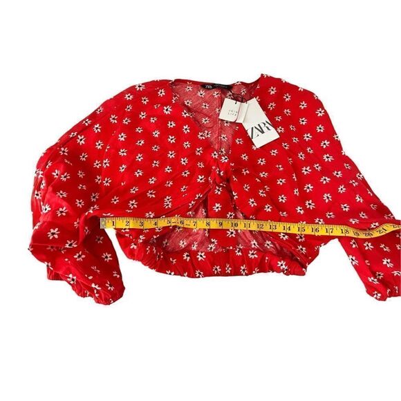 Zara red front tie floral crop blouse size medium NWT - Picture 6 of 9